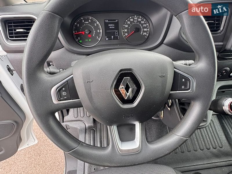 Грузовой фургон Renault Master 2022 в Киеве