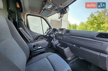 Вантажний фургон Renault Master 2020 в Дубні