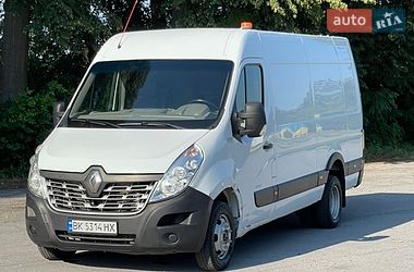 Вантажний фургон Renault Master 2016 в Кореці