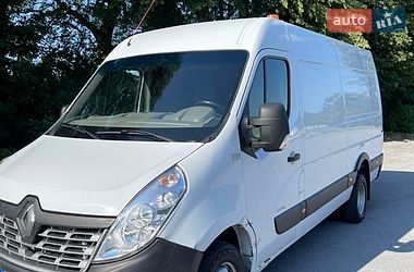 Вантажний фургон Renault Master 2016 в Кореці
