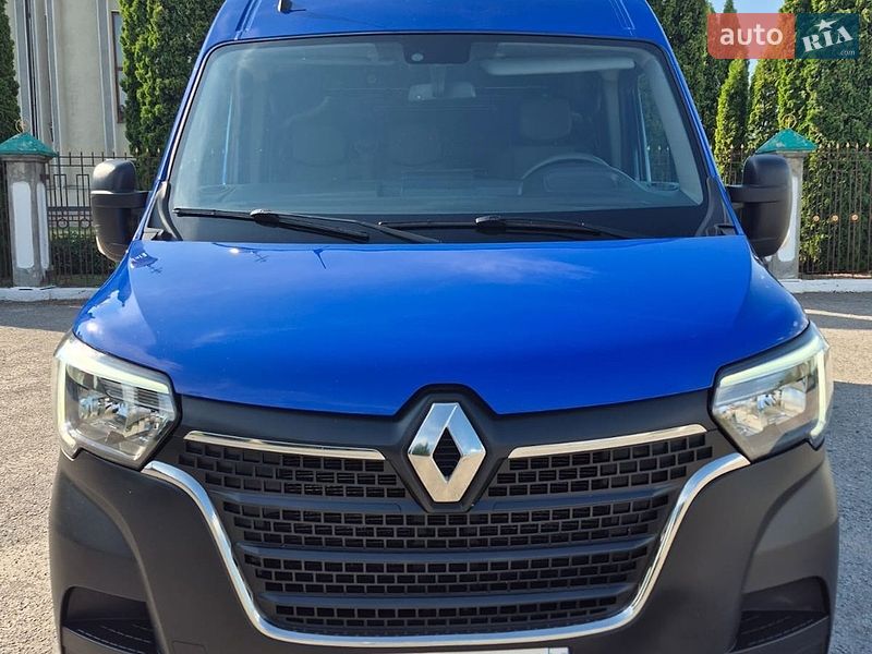 Грузовой фургон Renault Master 2022 в Дубно