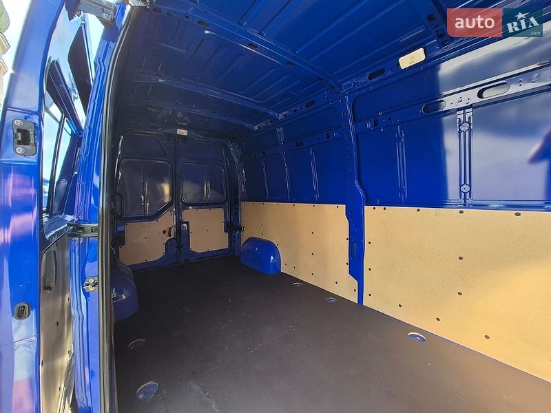 Грузовой фургон Renault Master 2022 в Дубно