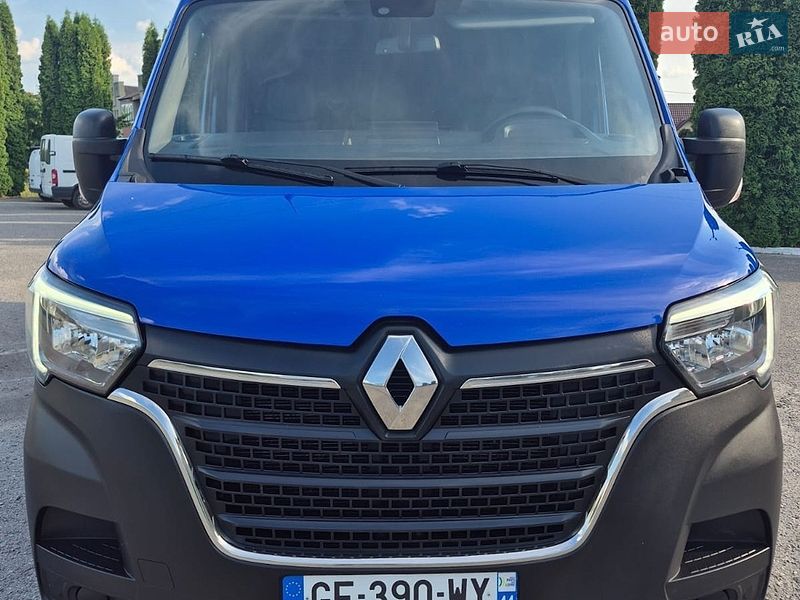 Грузовой фургон Renault Master 2022 в Дубно
