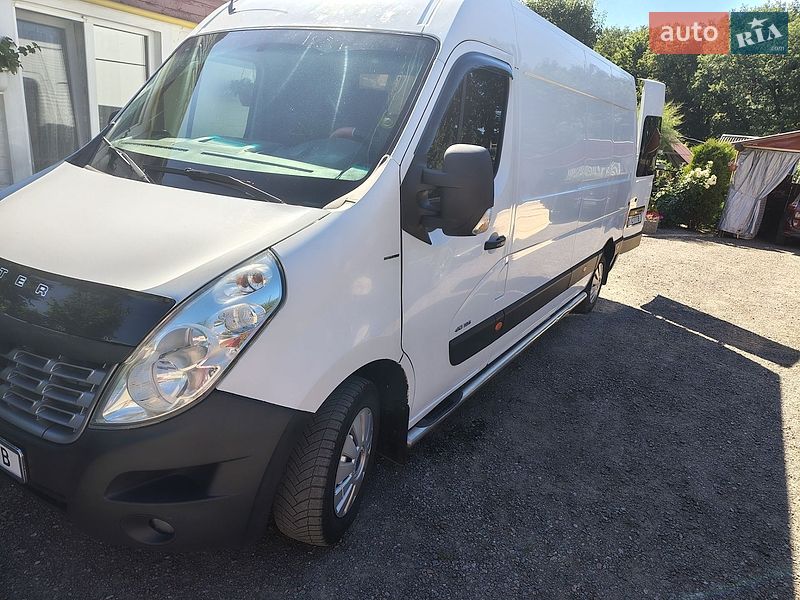 Вантажний фургон Renault Master 2015 в Лубнах