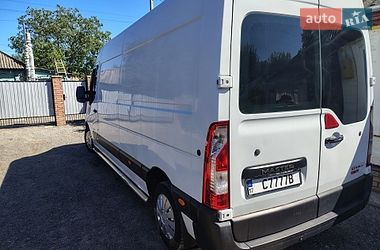 Вантажний фургон Renault Master 2015 в Лубнах