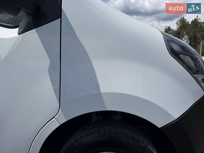Вантажний фургон Renault Master 2021 в Дніпрі
