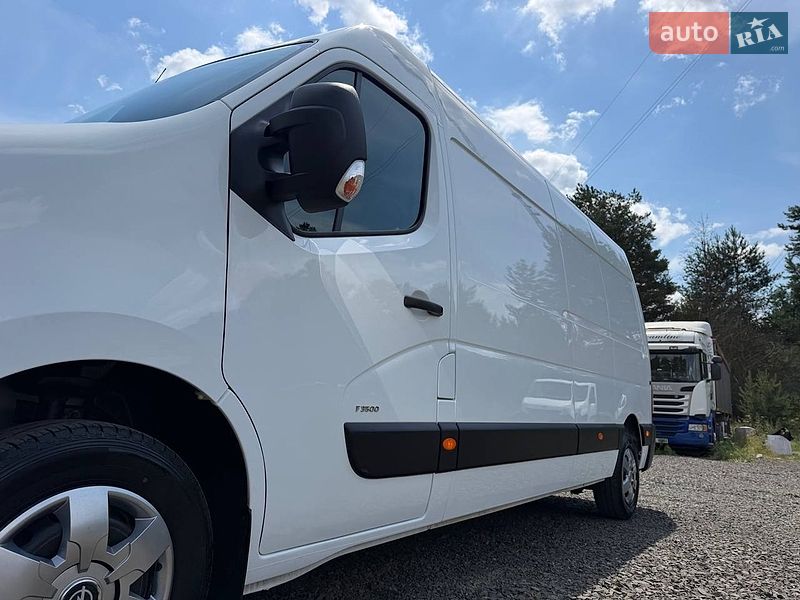 Вантажний фургон Renault Master 2021 в Дніпрі