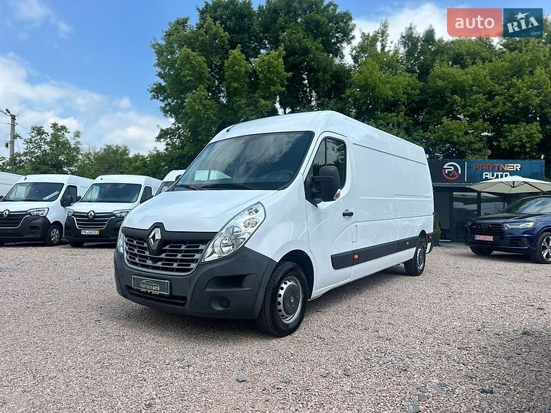 Вантажний фургон Renault Master 2018 в Рівному
