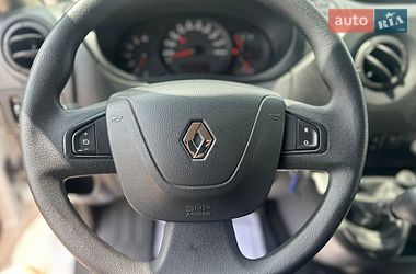 Вантажний фургон Renault Master 2018 в Рівному