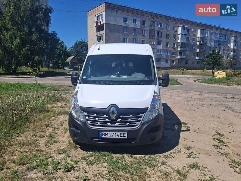Грузовой фургон Renault Master 2017 в Тростянце