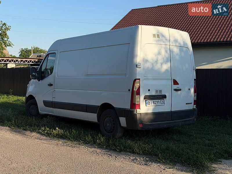 Інші вантажівки Renault Master 2016 в Полтаві