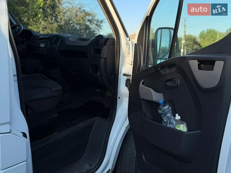 Інші вантажівки Renault Master 2016 в Полтаві