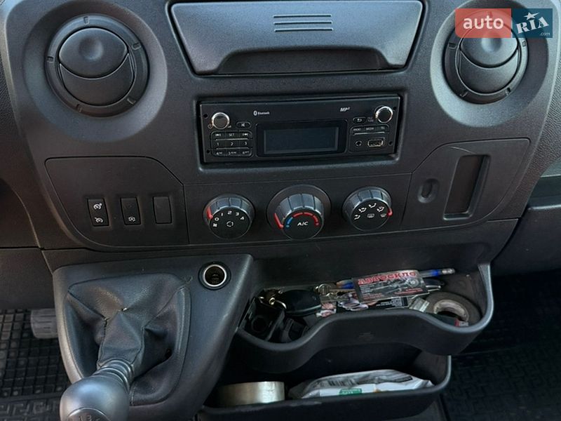 Інші вантажівки Renault Master 2016 в Полтаві