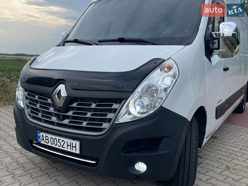 Вантажний фургон Renault Master 2016 в Липовці