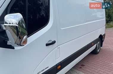 Вантажний фургон Renault Master 2016 в Липовці