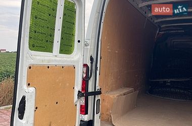 Вантажний фургон Renault Master 2016 в Липовці