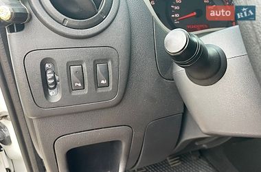 Вантажний фургон Renault Master 2016 в Липовці