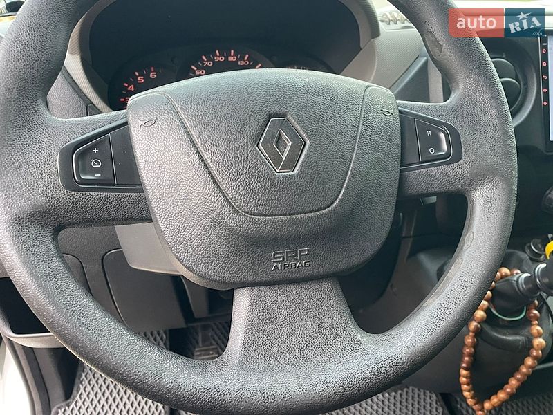 Вантажний фургон Renault Master 2016 в Липовці