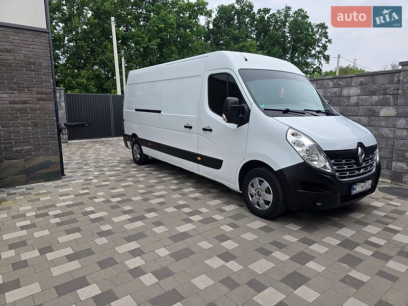 Грузовой фургон Renault Master 2016 в Обухове