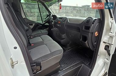 Грузовой фургон Renault Master 2016 в Обухове