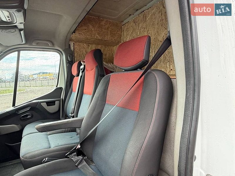 Грузовой фургон Renault Master 2016 в Киеве