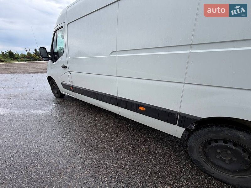 Грузовой фургон Renault Master 2016 в Киеве