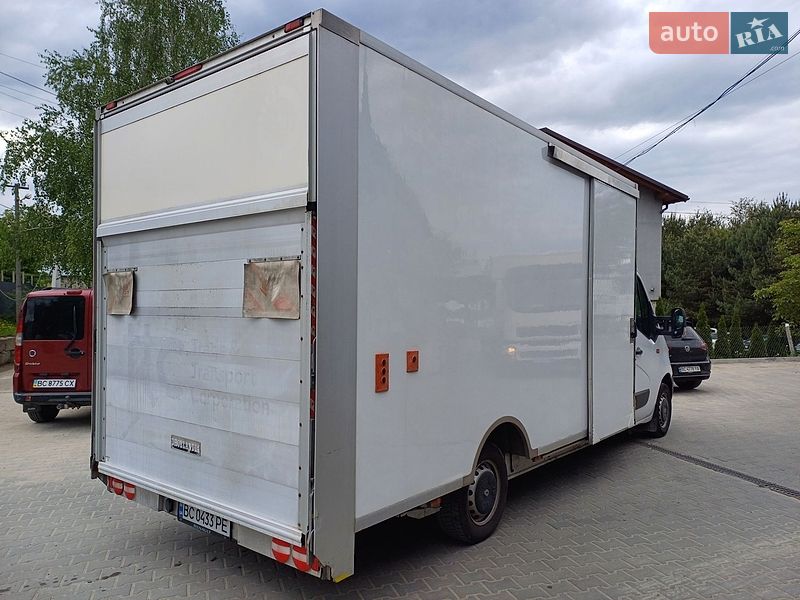 Вантажний фургон Renault Master 2019 в Мостиській