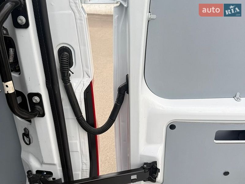 Грузовой фургон Renault Master 2021 в Луцке