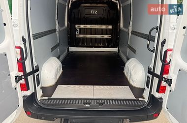 Грузовой фургон Renault Master 2021 в Луцке