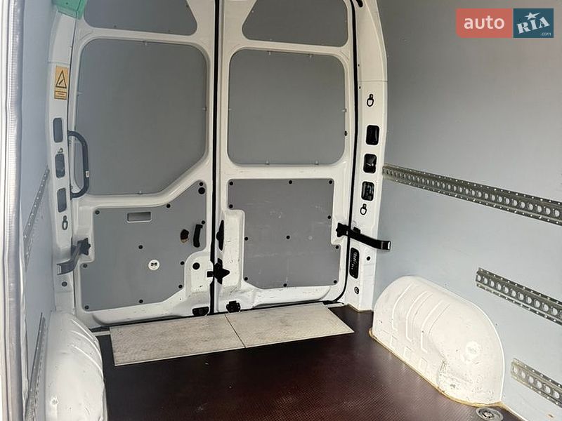 Грузовой фургон Renault Master 2021 в Луцке
