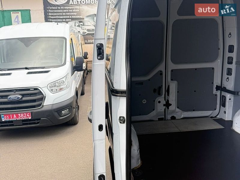 Грузовой фургон Renault Master 2021 в Луцке