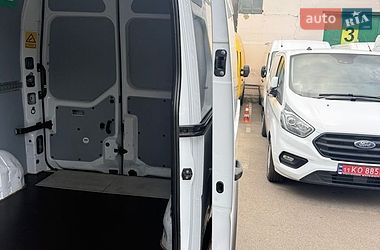 Грузовой фургон Renault Master 2021 в Луцке