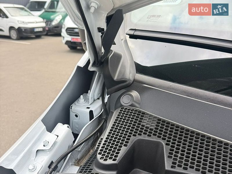 Грузовой фургон Renault Master 2021 в Луцке