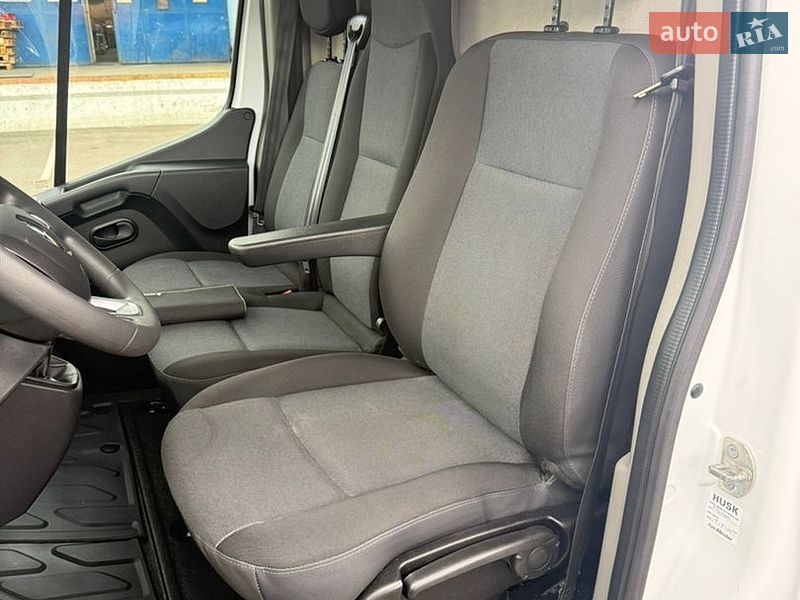 Грузовой фургон Renault Master 2021 в Луцке