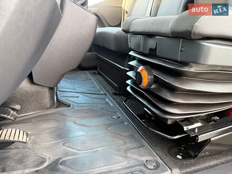 Вантажний фургон Renault Master 2023 в Дубні фото 41 Вантажний фургон Renault Master 2023 в Дубні