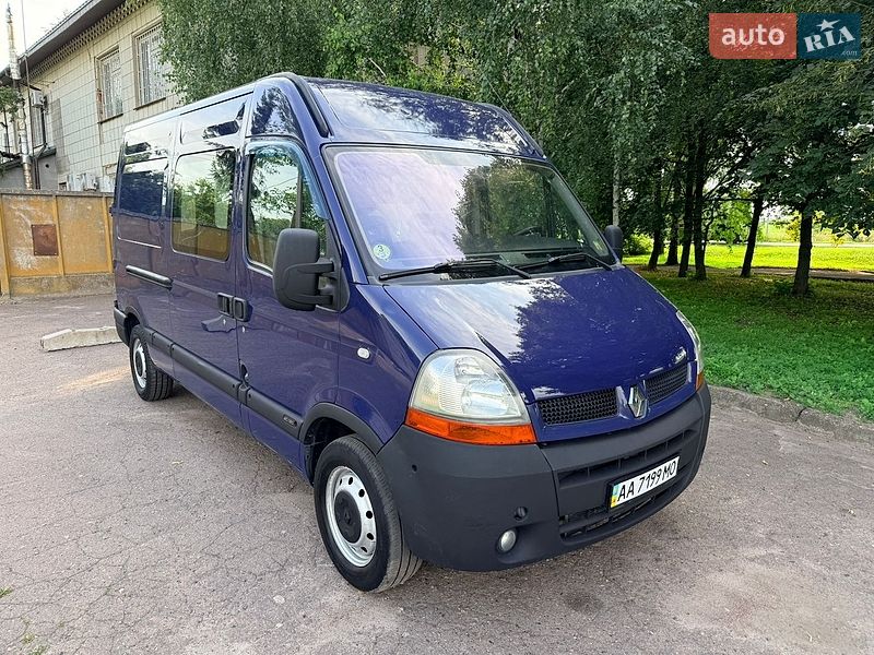 Мінівен Renault Master 2004 в Миргороді