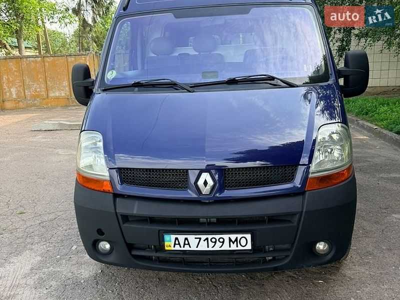 Мінівен Renault Master 2004 в Миргороді
