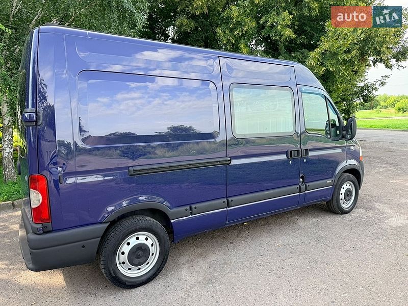 Мінівен Renault Master 2004 в Миргороді
