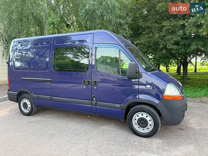Мінівен Renault Master 2004 в Миргороді