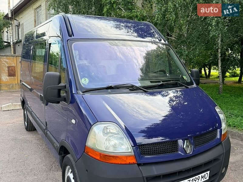Мінівен Renault Master 2004 в Миргороді