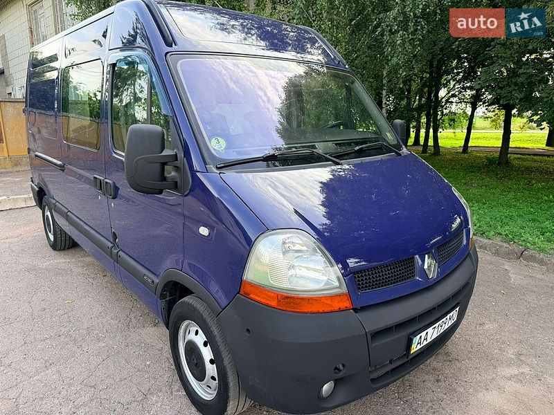 Мінівен Renault Master 2004 в Миргороді