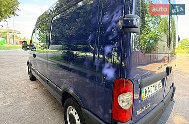 Мінівен Renault Master 2004 в Миргороді