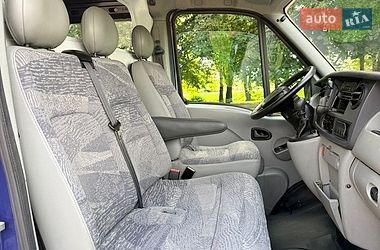 Мінівен Renault Master 2004 в Миргороді