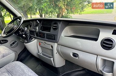 Мінівен Renault Master 2004 в Миргороді