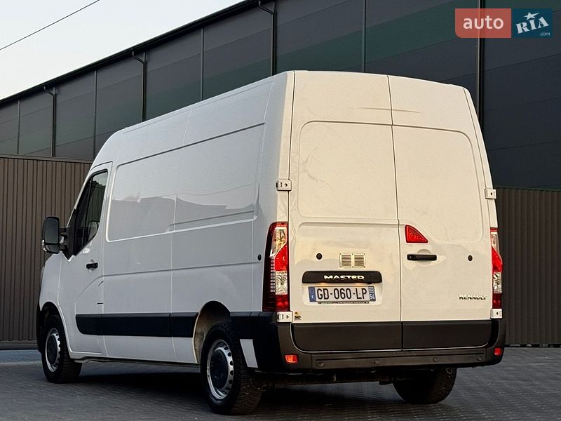 Вантажний фургон Renault Master 2022 в Тернополі
