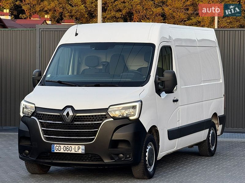 Вантажний фургон Renault Master 2022 в Тернополі