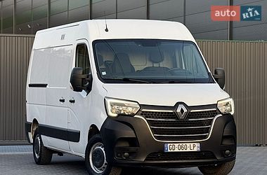 Вантажний фургон Renault Master 2022 в Тернополі