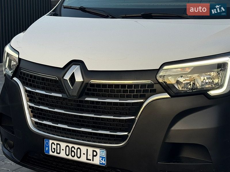 Вантажний фургон Renault Master 2022 в Тернополі