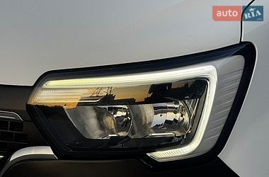 Вантажний фургон Renault Master 2022 в Тернополі