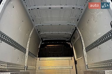 Вантажний фургон Renault Master 2022 в Тернополі